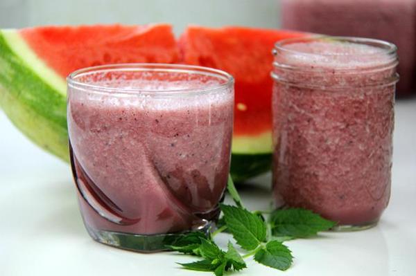 Frozen Watermelon-Berry Smoothie